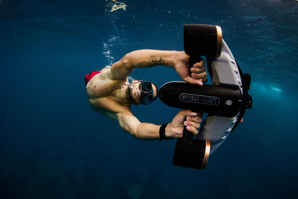 Sublue Navbow+ Underwater Scooter
